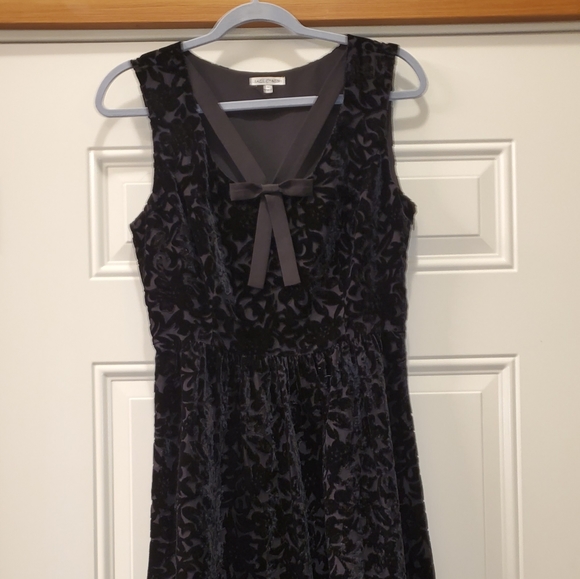 Modcloth Velvet Pattern Dress - Picture 3 of 7
